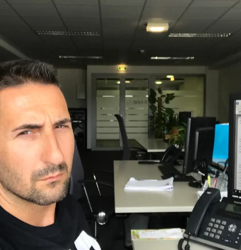 Marko Cvetkovic an seinem früheren IT-Arbeitsplatz